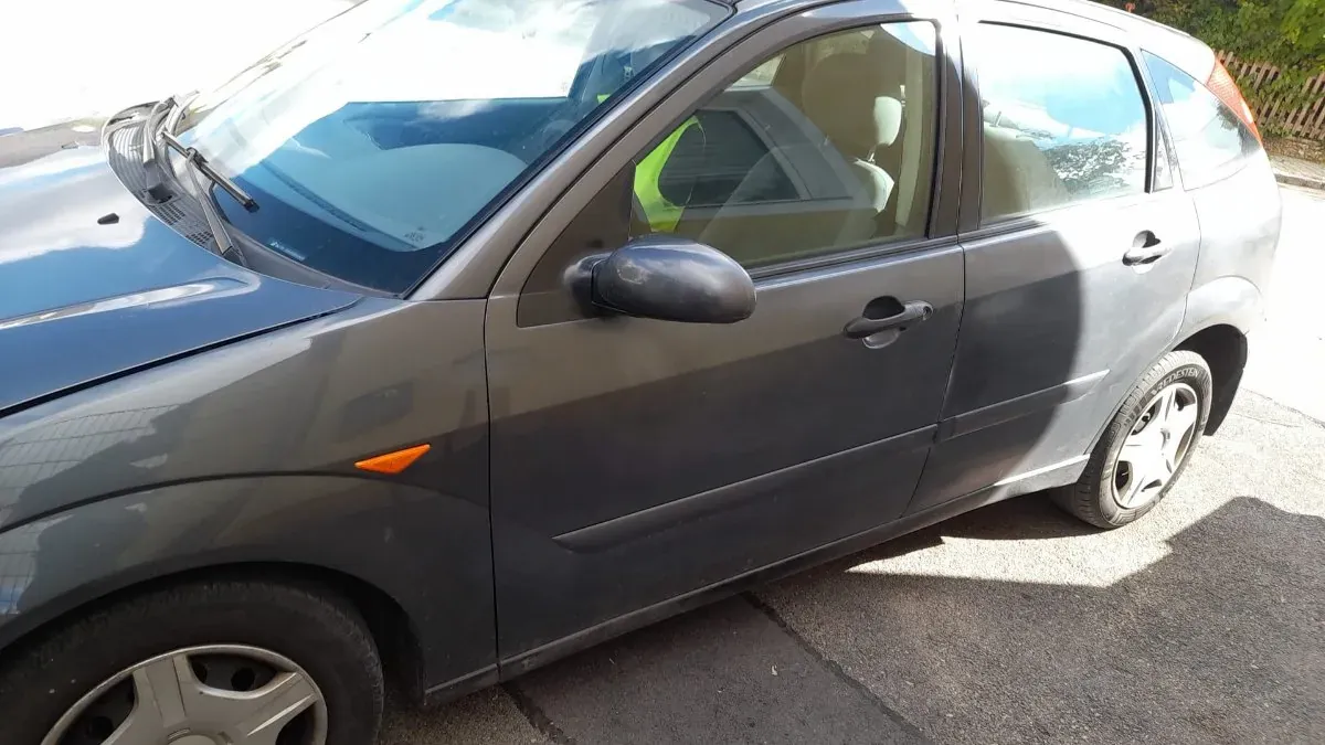 Ford Focus 2002 photo 2