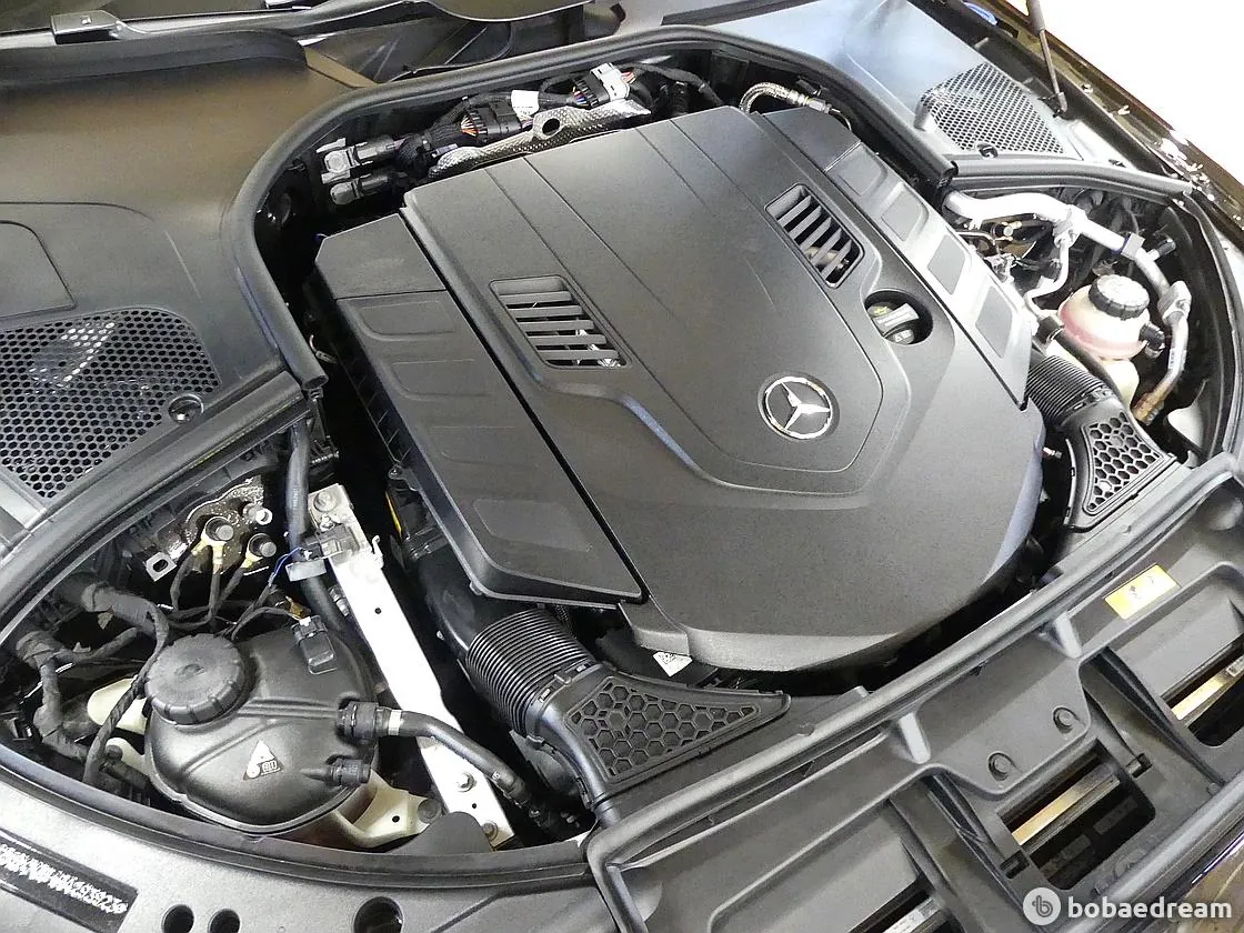Mercedes-Benz Maybach S580 2024 photo 5