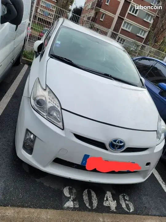 Toyota Prius 2011 photo 3
