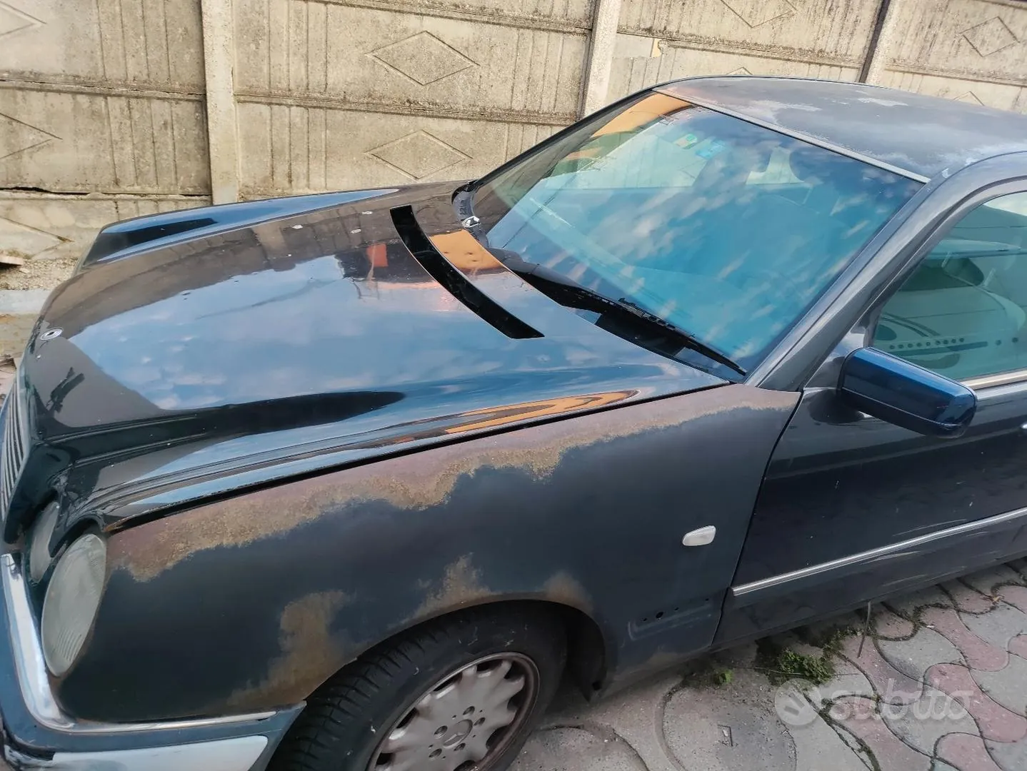Mercedes-Benz E 1996 photo 4
