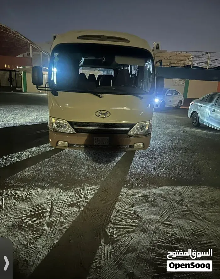 Hyundai H 100
