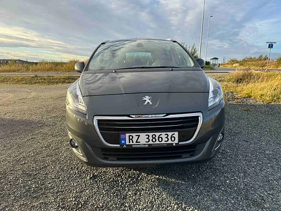Peugeot 5008 2015 photo 5