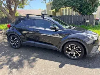 Toyota C-Hr 2017 photo 2