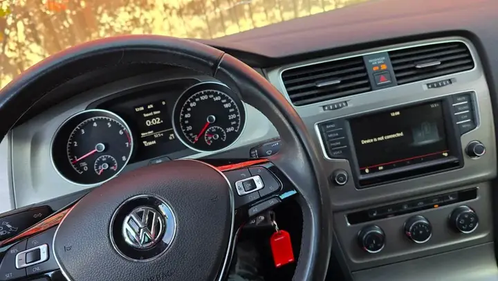 Volkswagen Golf 2016 photo 2