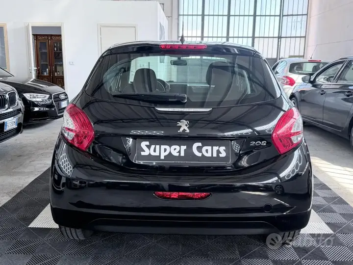 Peugeot 208 2014 photo 5
