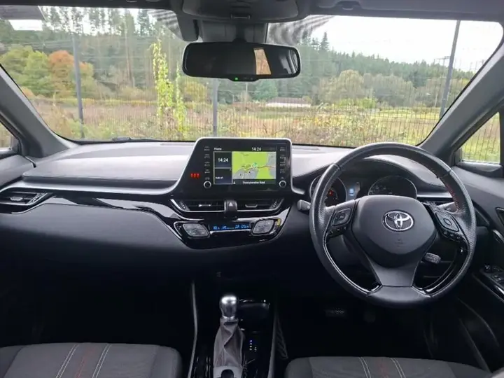 Toyota C-Hr 2021 photo 3