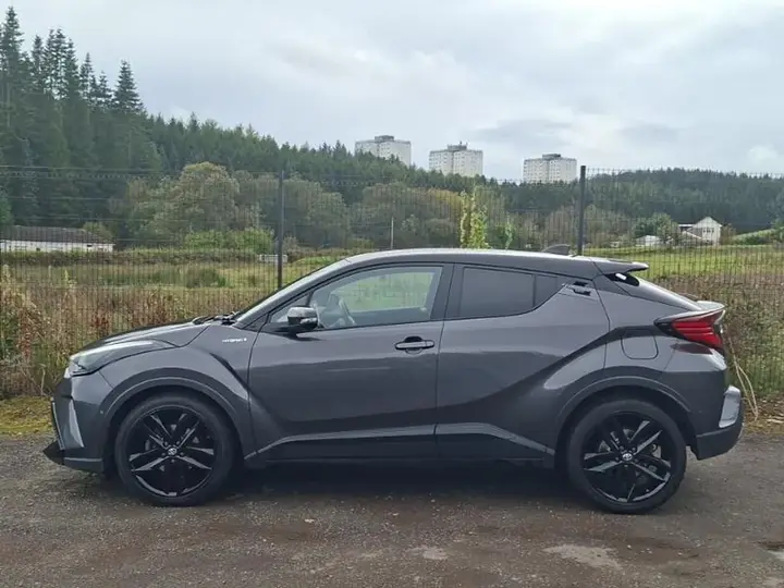 Toyota C-Hr 2021 photo 4