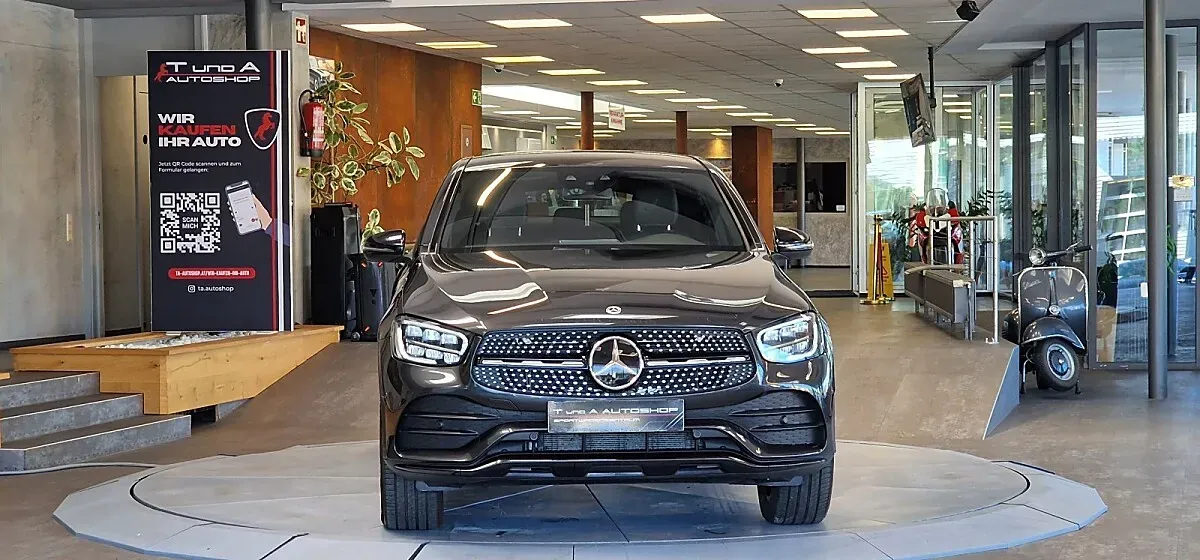Mercedes-Benz Glc-Class 2022 photo 2