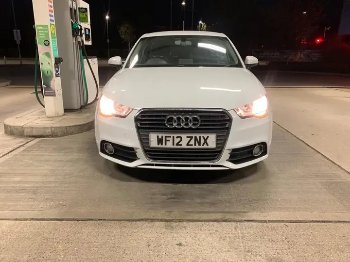 Audi A1 2012 photo 2