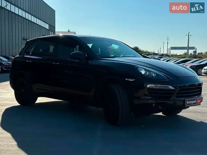 Porsche Cayenne 2013 photo 3