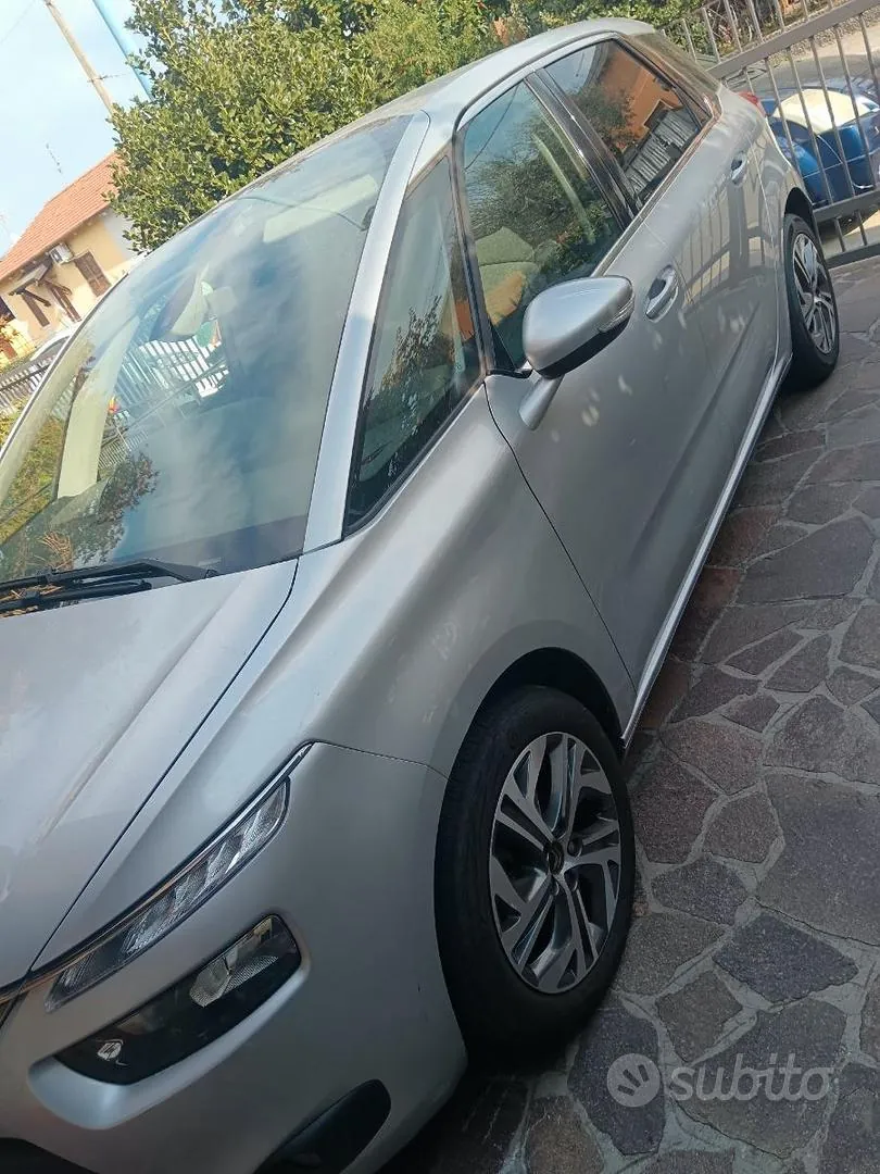 Citroen C4 Picasso 2015 photo 4