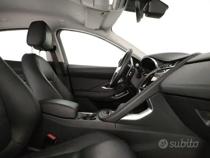 Jaguar E-Pace 2021 photo 3