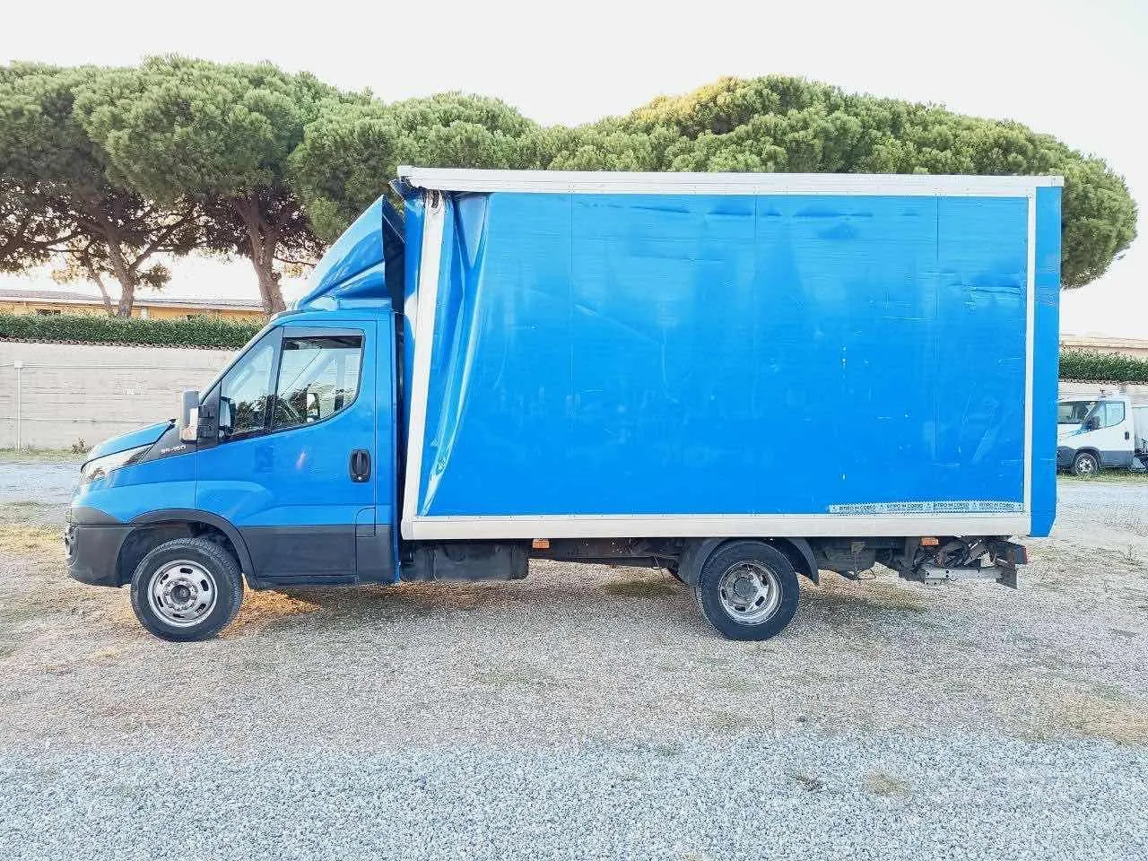 Iveco Daily 2017 photo 5