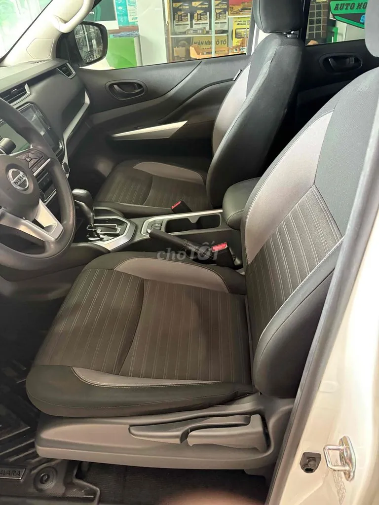 Nissan Navara 2024 photo 5