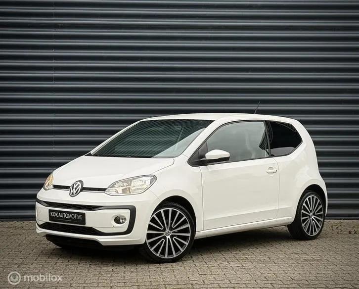 Volkswagen Up 2018 photo 2