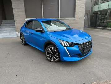 Peugeot 208 2021 photo 2