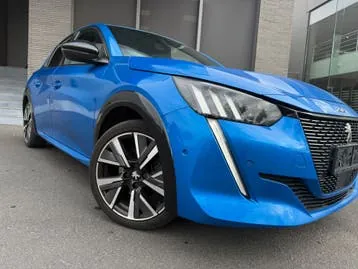 Peugeot 208 2021 photo 3