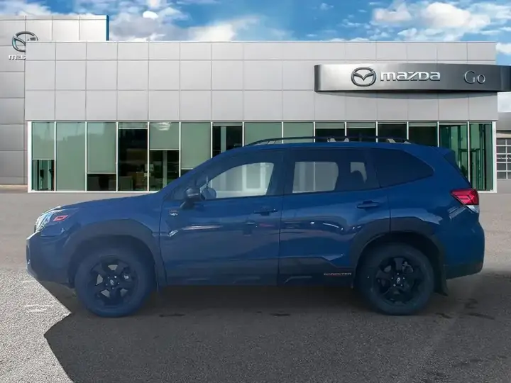 Subaru Forester 2024 photo 3