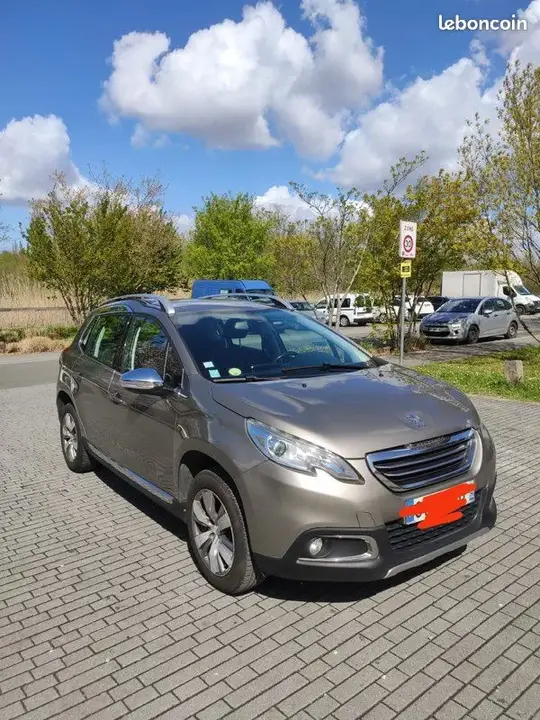 Peugeot 2008 2013 photo 2