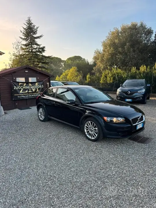 Volvo C30 2009 photo 2