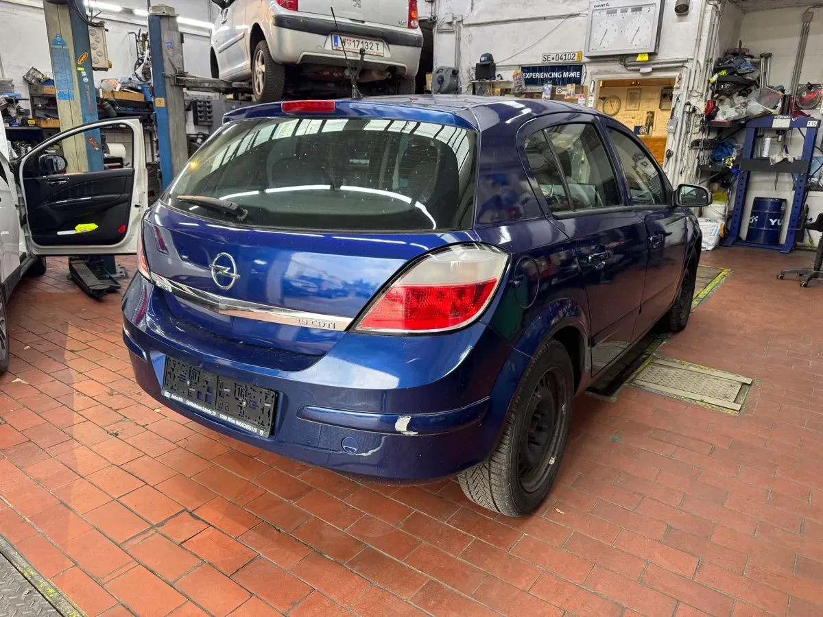 Opel Astra 2007 photo 3