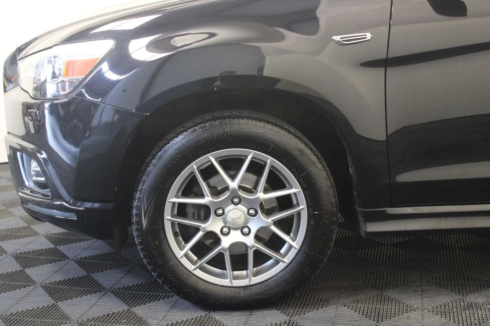 Mitsubishi Asx 2010 photo 2