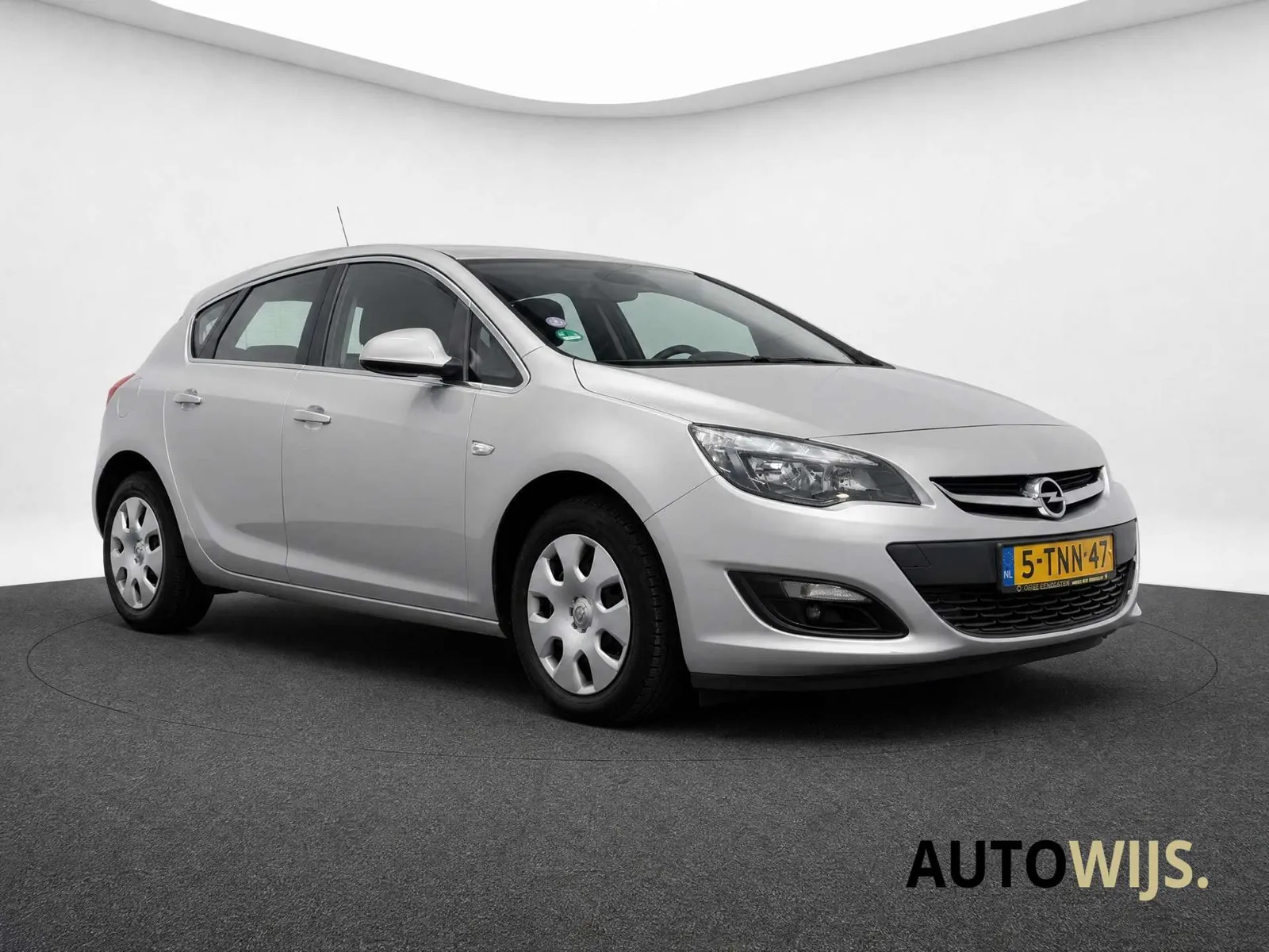 Opel Astra 2014 photo 4
