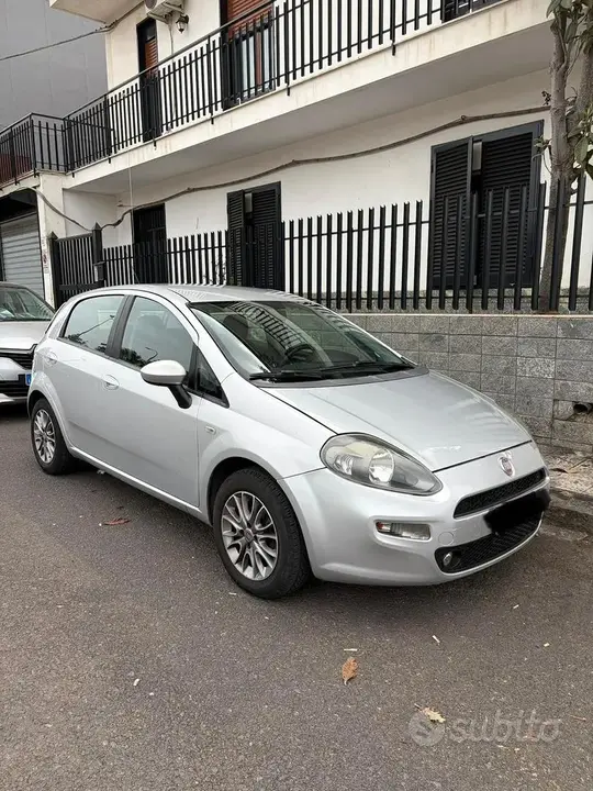 Fiat Punto 2014 photo 2