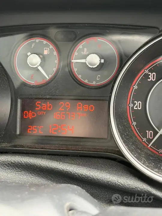 Fiat Punto 2014 photo 4