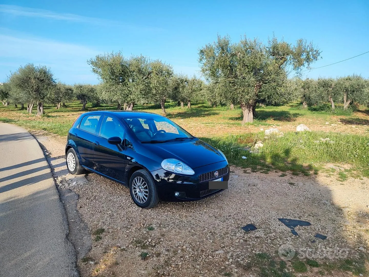 Fiat Punto 2011 photo 4
