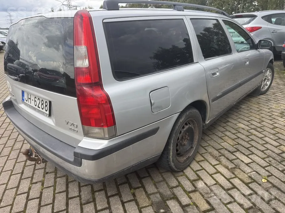 Volvo V70 2000 photo 4
