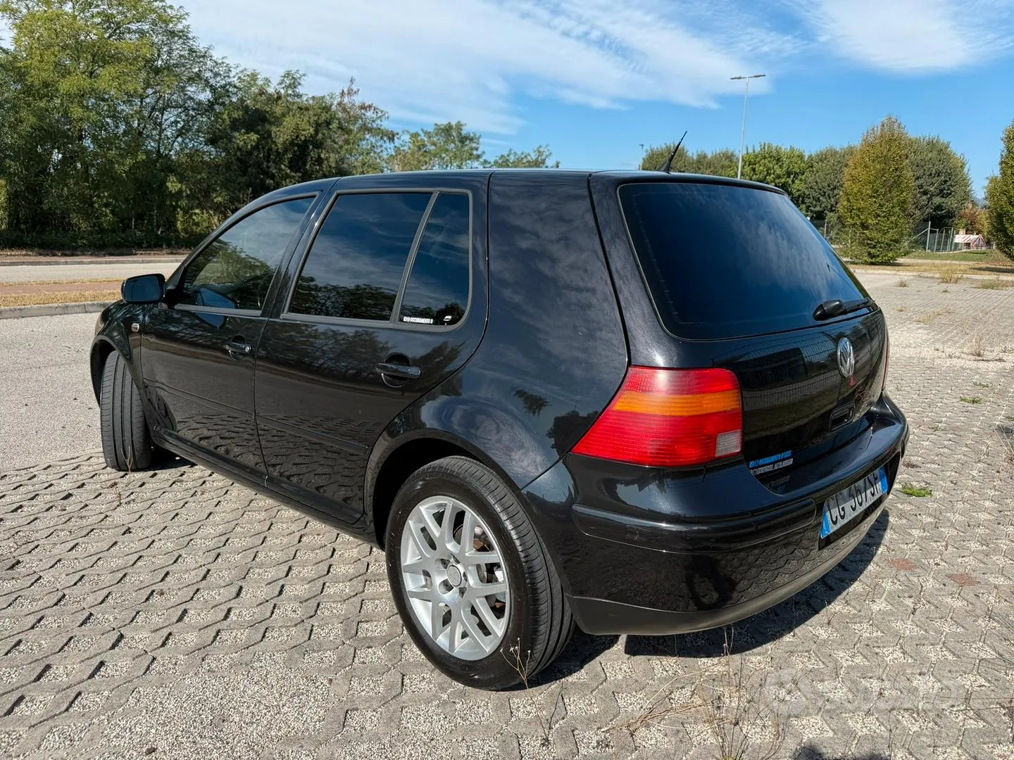 Volkswagen Golf 2003 photo 3