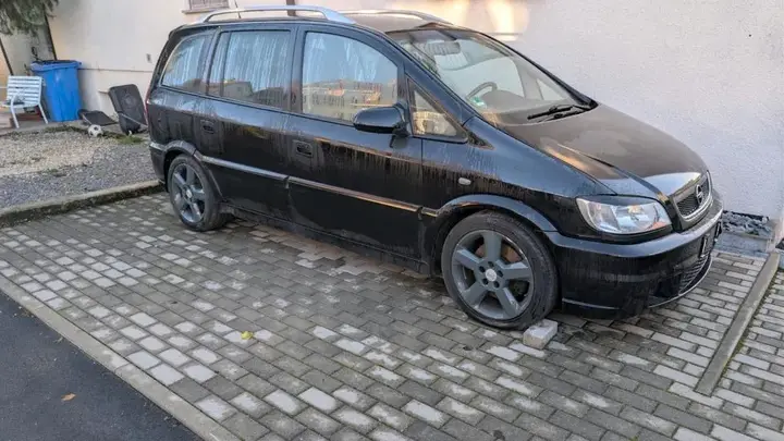 Opel Zafira A