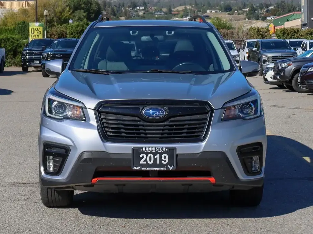 Subaru Forester 2019 photo 2