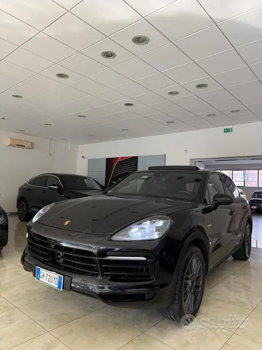 Porsche Cayenne 2018 photo 2