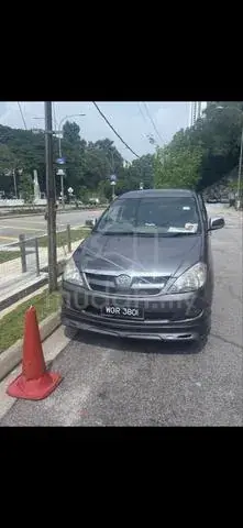 Toyota Innova