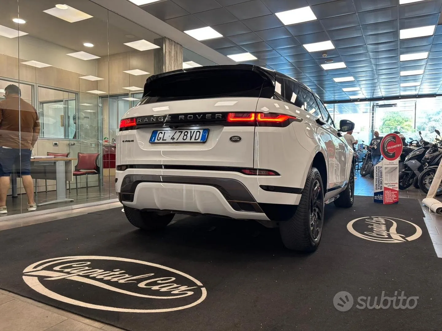 Land Rover Range Rover Evoque 2022 photo 3