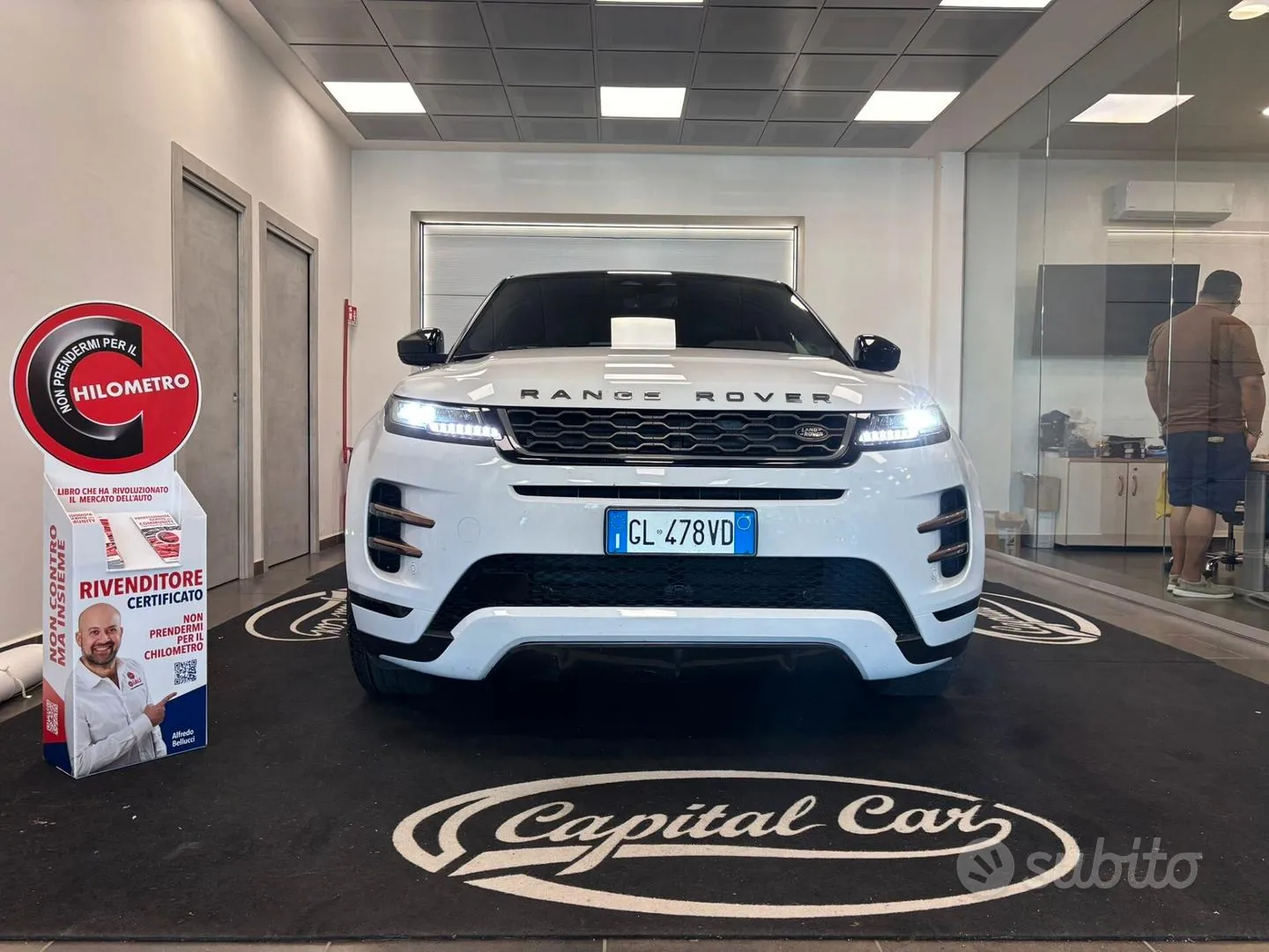 Land Rover Range Rover Evoque 2022 photo 2