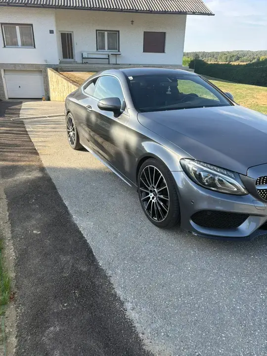Mercedes-Benz C-Class 2017 photo 2