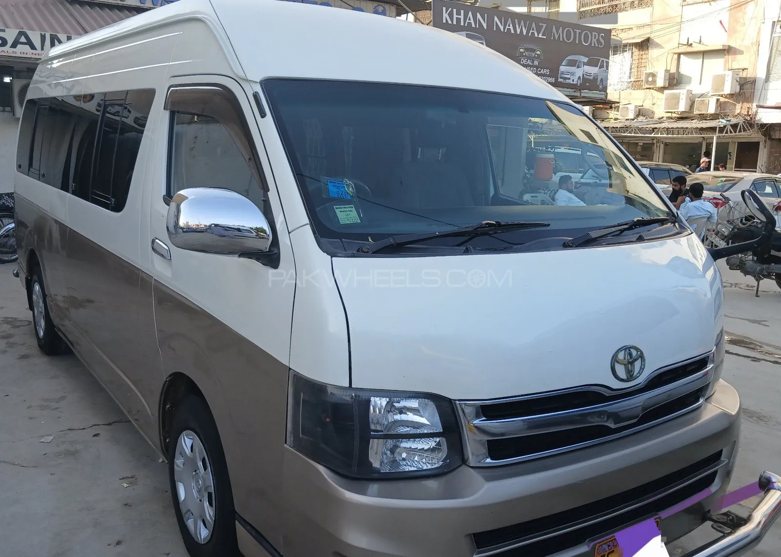 Toyota Hiace
