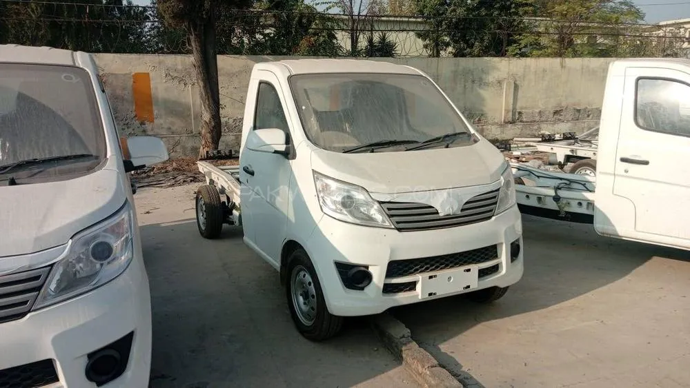 Changan M9