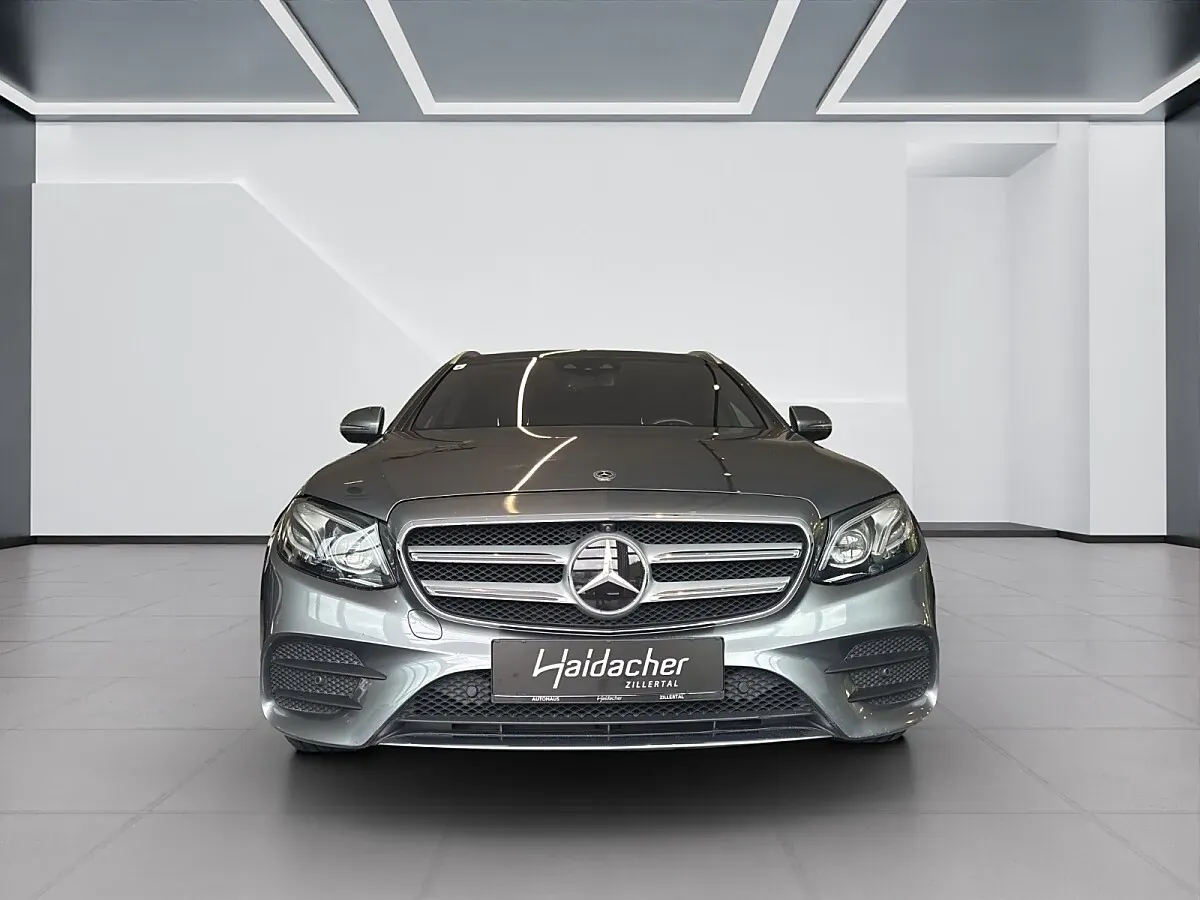 Mercedes-Benz E-Class 2018 photo 3