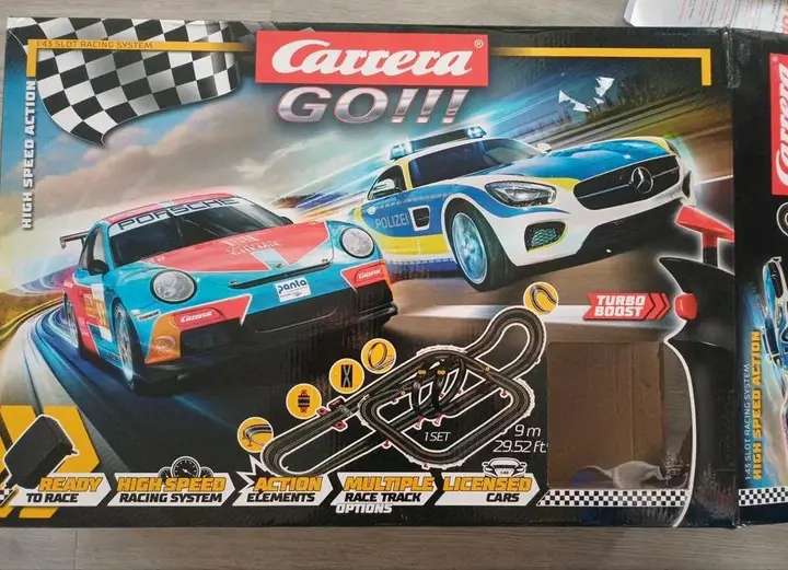Carrera Go