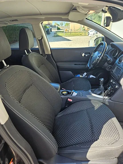 Nissan Qashqai 2009 photo 2