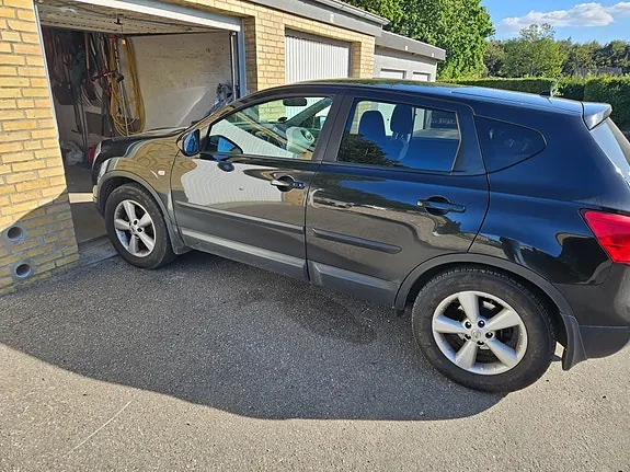 Nissan Qashqai 2009 photo 4