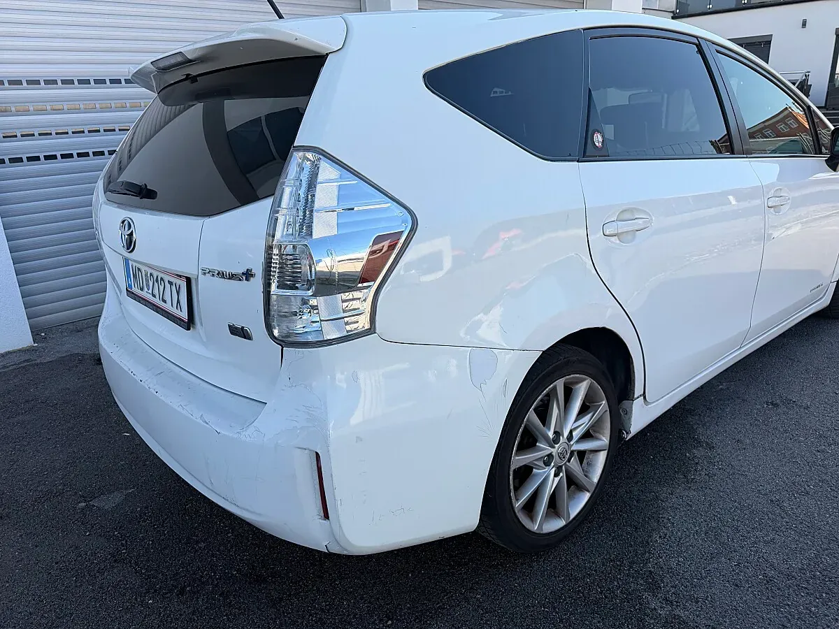Toyota Prius 2012 photo 3
