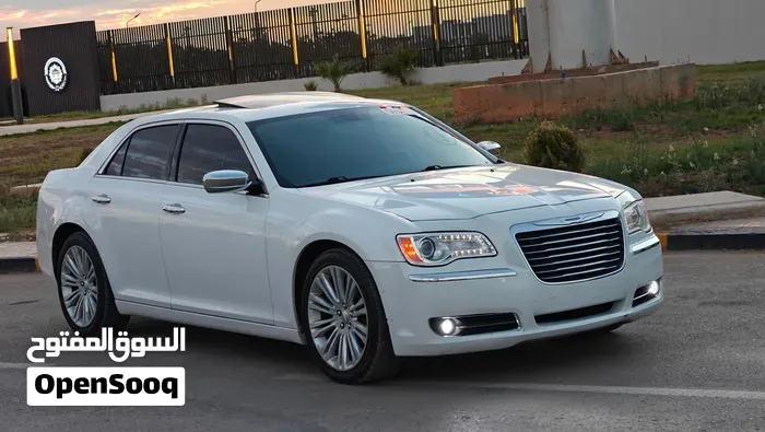 Chrysler 300 2014 photo 4