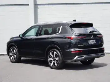 Mitsubishi Outlander 2025 photo 3