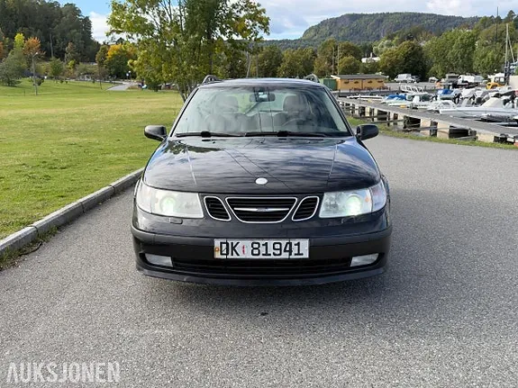 Saab 9-5 2004 photo 2
