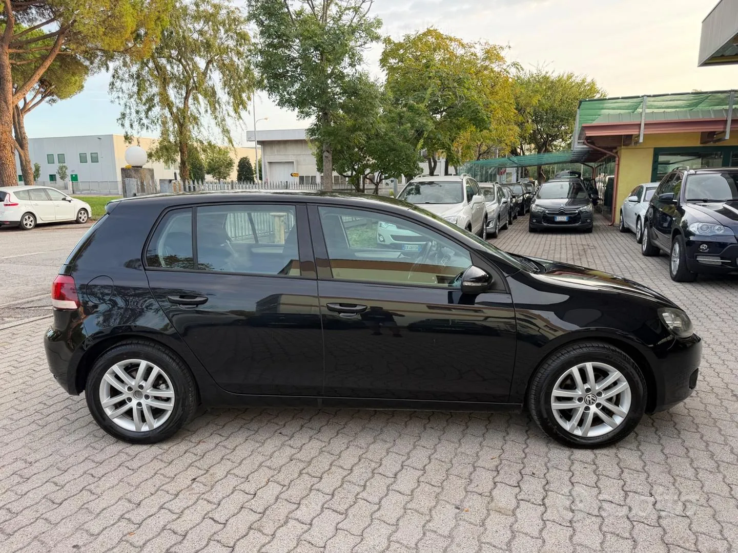 Volkswagen Golf 2009 photo 3